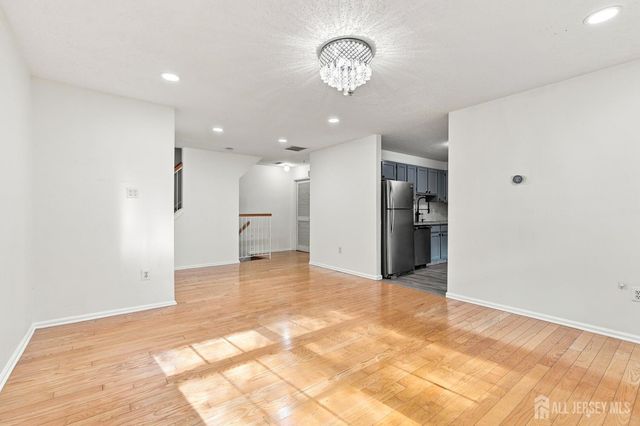 63 Prestwick Way, Edison, NJ 08820
