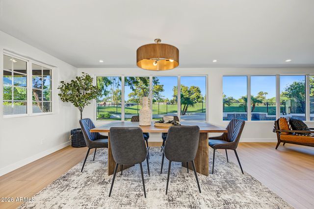 352 W SOUTHERN HILLS Road, Phoenix, AZ 85023