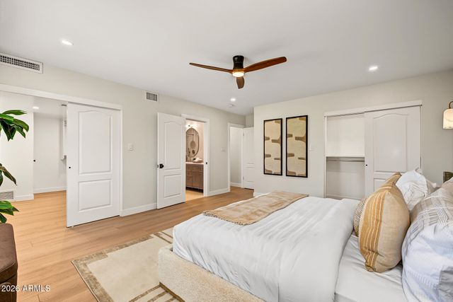 352 W SOUTHERN HILLS Road, Phoenix, AZ 85023