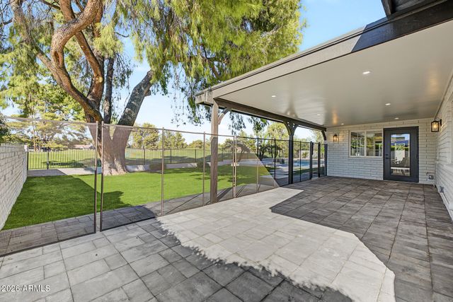 352 W SOUTHERN HILLS Road, Phoenix, AZ 85023