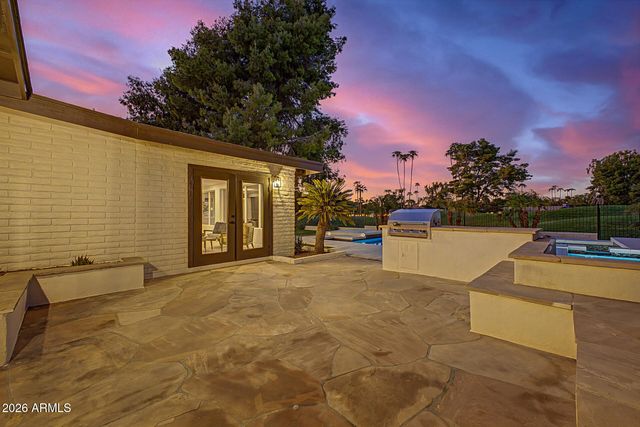 352 W SOUTHERN HILLS Road, Phoenix, AZ 85023