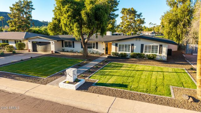 352 W SOUTHERN HILLS Road, Phoenix, AZ 85023