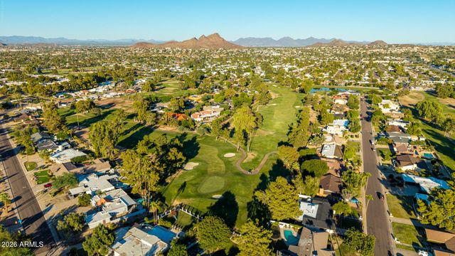 352 W SOUTHERN HILLS Road, Phoenix, AZ 85023
