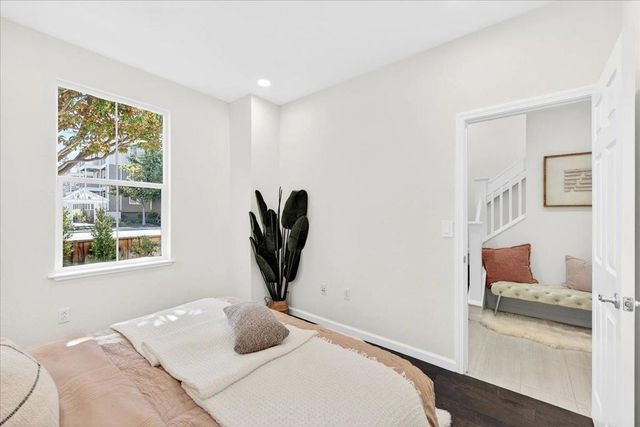 679 Pinnacles Terrace, Sunnyvale, CA 94085