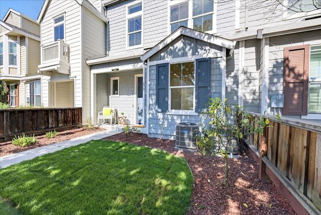 679 Pinnacles Terrace, Sunnyvale, CA 94085