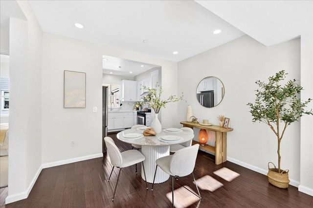 679 Pinnacles Terrace, Sunnyvale, CA 94085