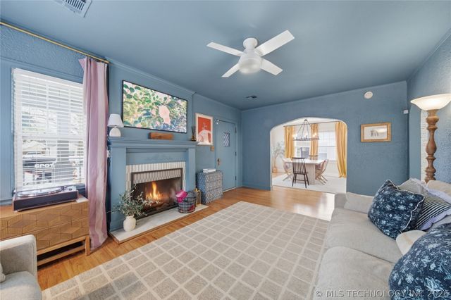 1523 S Gary Place, Tulsa, OK 74112