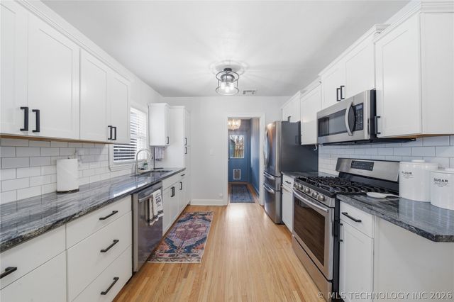 1523 S Gary Place, Tulsa, OK 74112