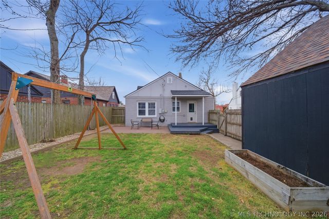 1523 S Gary Place, Tulsa, OK 74112