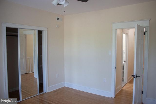 5910 HENRY AVE, Philadelphia, PA 19128