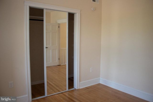 5910 HENRY AVE, Philadelphia, PA 19128