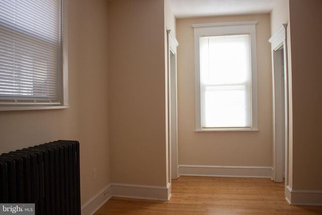 5910 HENRY AVE, Philadelphia, PA 19128