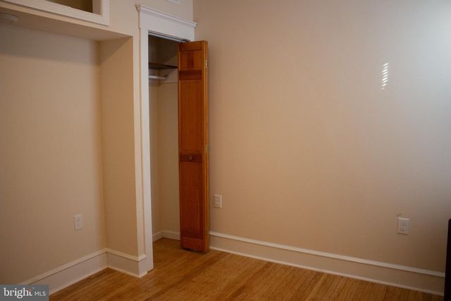 5910 HENRY AVE, Philadelphia, PA 19128