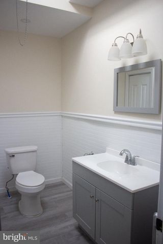 5910 HENRY AVE, Philadelphia, PA 19128