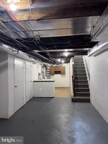 5910 HENRY AVE, Philadelphia, PA 19128