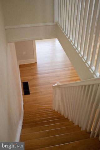 5910 HENRY AVE, Philadelphia, PA 19128