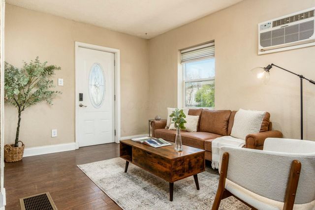 288 S Yale Avenue, Columbus, OH 43223