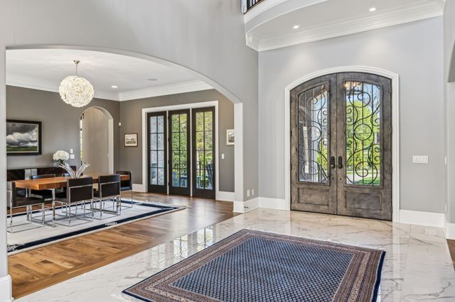 2323 Woodmont Blvd, Nashville, TN 37215