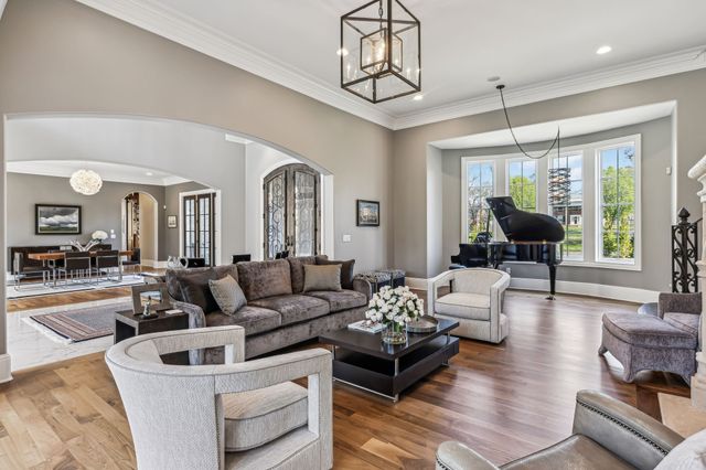 2323 Woodmont Blvd, Nashville, TN 37215