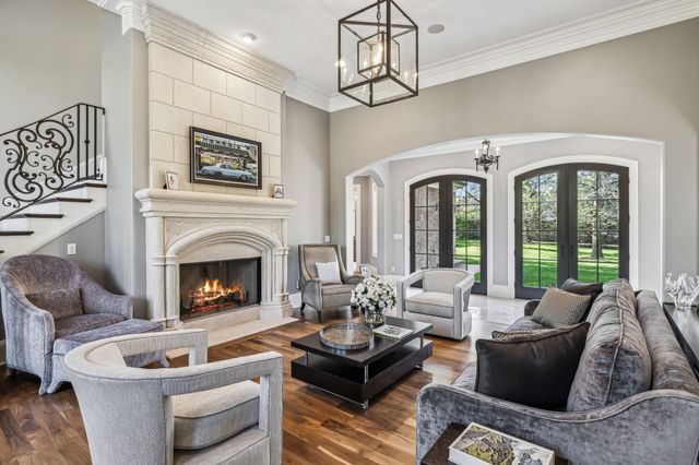 2323 Woodmont Blvd, Nashville, TN 37215