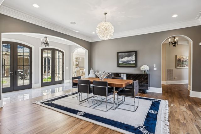 2323 Woodmont Blvd, Nashville, TN 37215