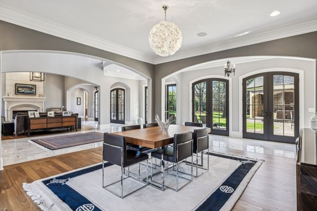 2323 Woodmont Blvd, Nashville, TN 37215