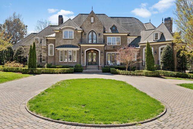 2323 Woodmont Blvd, Nashville, TN 37215