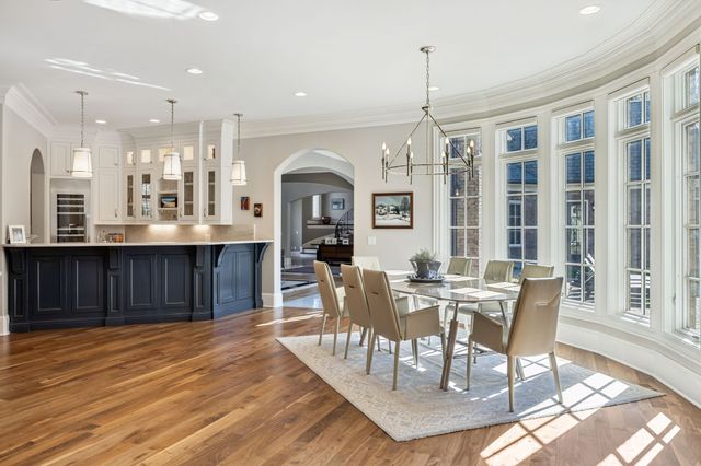 2323 Woodmont Blvd, Nashville, TN 37215