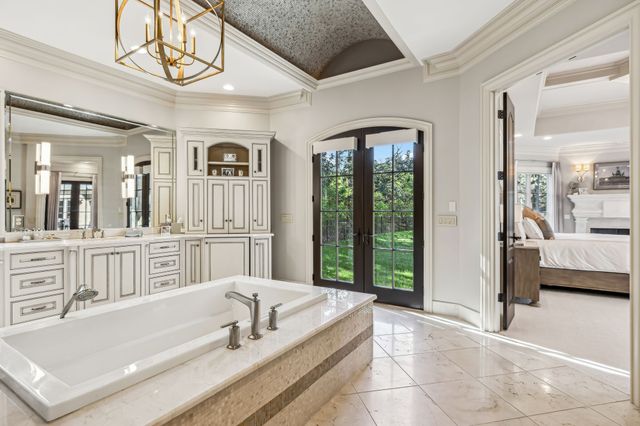 2323 Woodmont Blvd, Nashville, TN 37215
