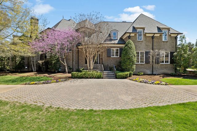 2323 Woodmont Blvd, Nashville, TN 37215
