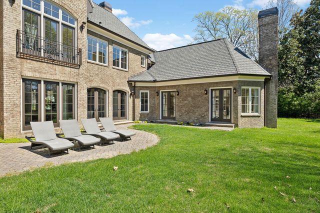2323 Woodmont Blvd, Nashville, TN 37215