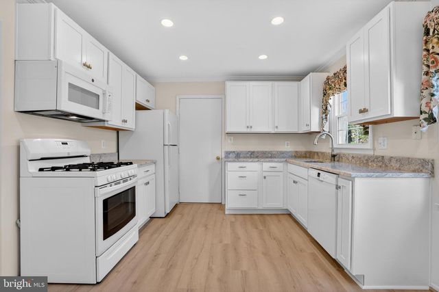 5401 KINNERLY CT, Burke, VA 22015