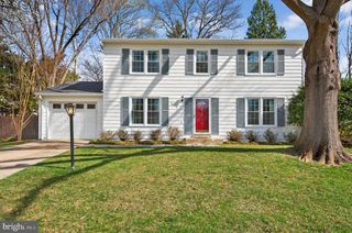 5401 KINNERLY CT, Burke, VA 22015