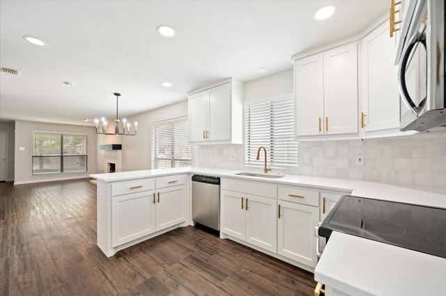 5718 Cancun Drive, North Richland Hills, TX 76180