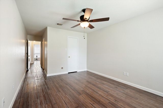 5718 Cancun Drive, North Richland Hills, TX 76180