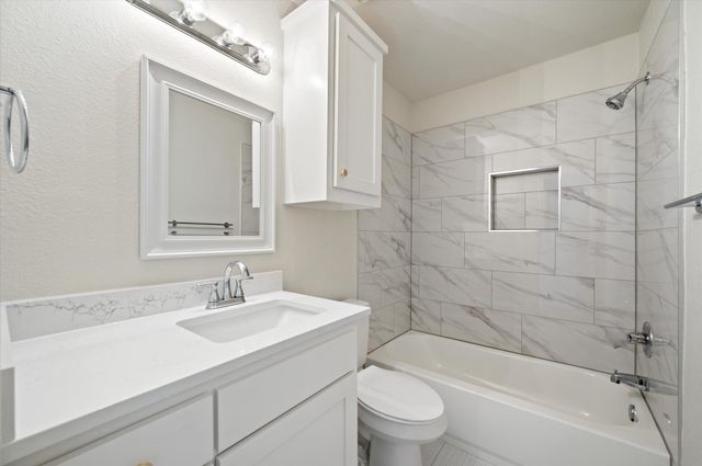 5718 Cancun Drive, North Richland Hills, TX 76180