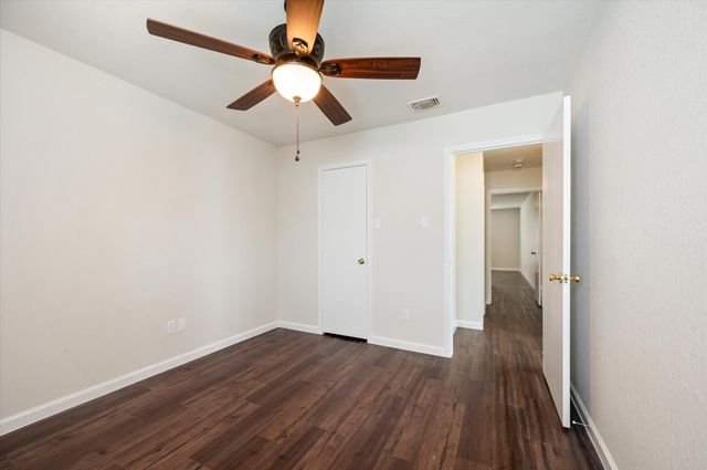 5718 Cancun Drive, North Richland Hills, TX 76180