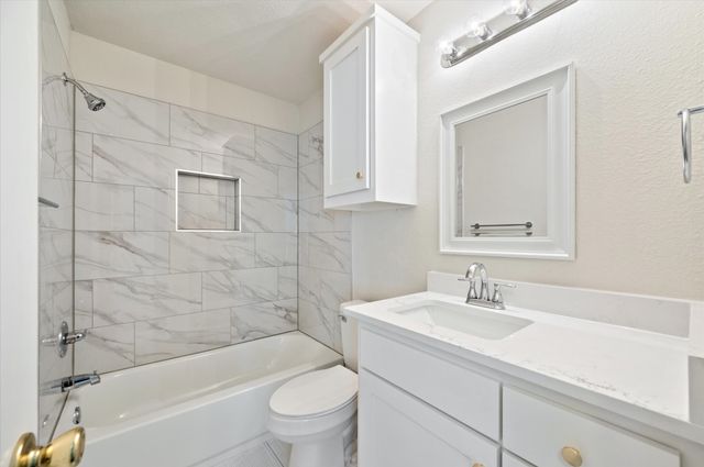 5718 Cancun Drive, North Richland Hills, TX 76180