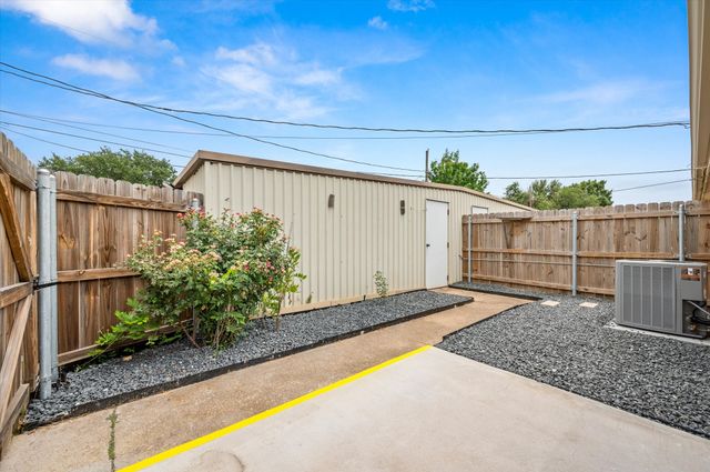 5718 Cancun Drive, North Richland Hills, TX 76180