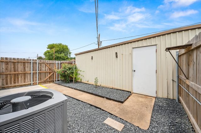 5718 Cancun Drive, North Richland Hills, TX 76180