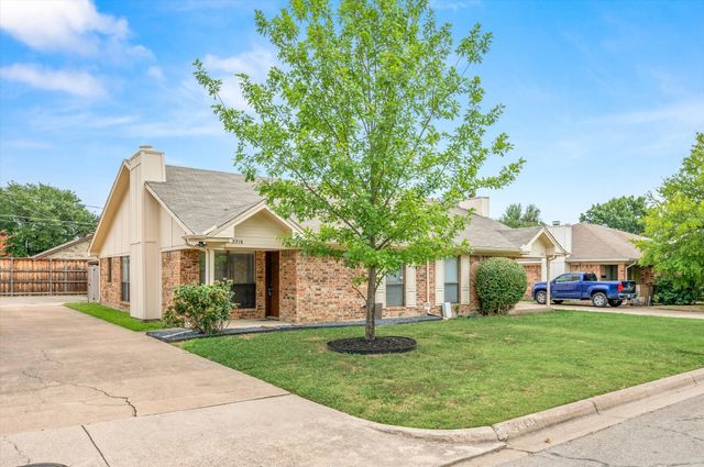 5718 Cancun Drive, North Richland Hills, TX 76180