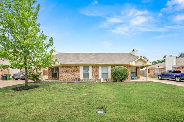 5718 Cancun Drive, North Richland Hills, TX 76180
