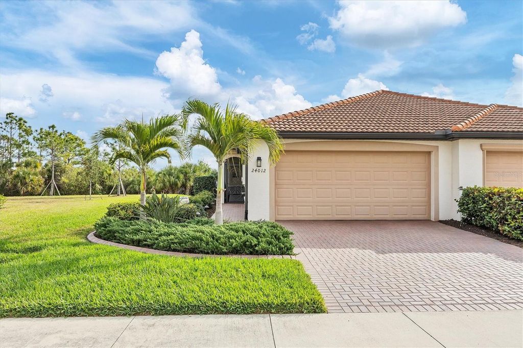 24012 CANTERWOOD WAY, Venice, FL 34293