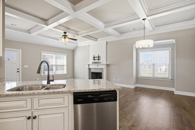39 Daybreak Drive, Rossville, GA 30741