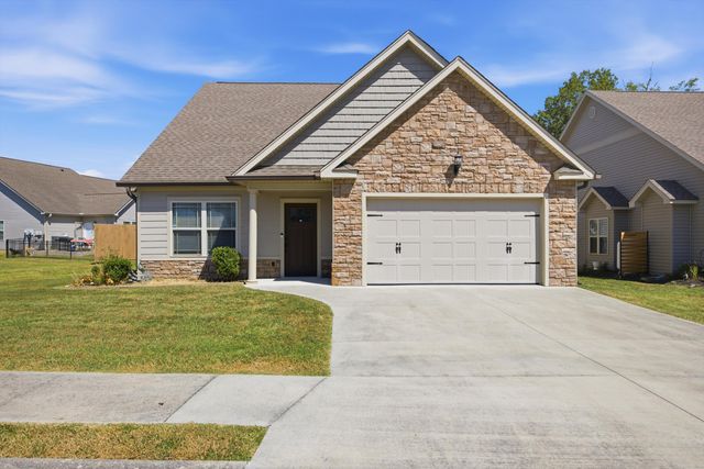 39 Daybreak Drive, Rossville, GA 30741