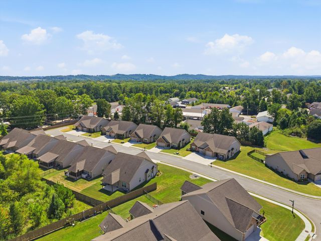 39 Daybreak Drive, Rossville, GA 30741