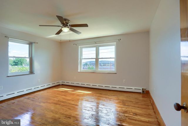 735 ROSEDALE AVE, Middletown, PA 17057