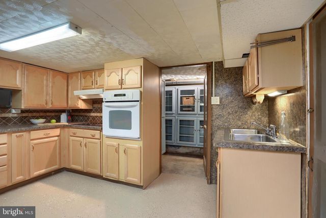 735 ROSEDALE AVE, Middletown, PA 17057