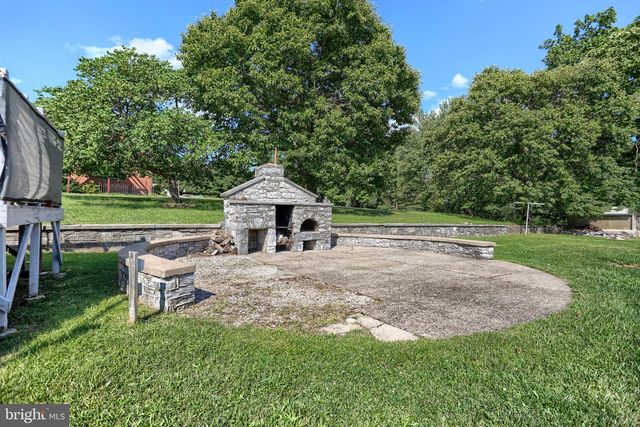735 ROSEDALE AVE, Middletown, PA 17057