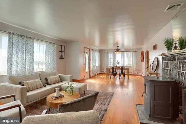 735 ROSEDALE AVE, Middletown, PA 17057